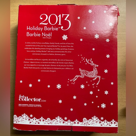 2013 holiday Barbie - Picture 2 of 4